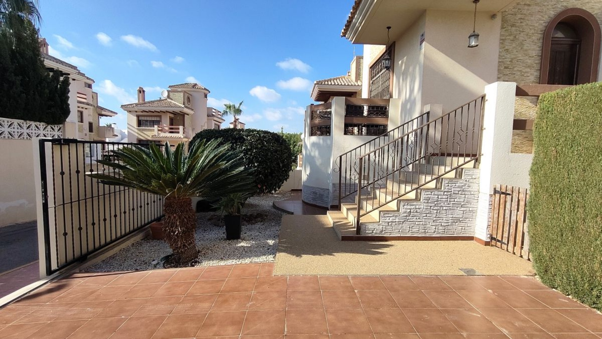 Resale - Villa - Villamartin - PAU 26