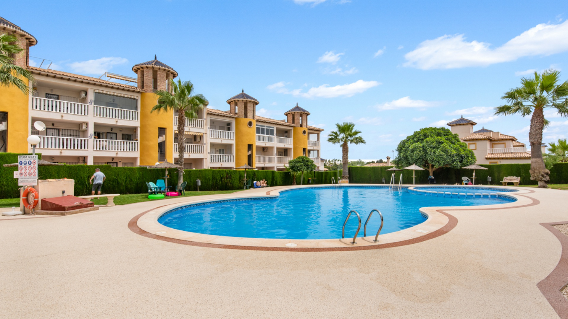 Resale - Villa - Villamartin - pinada golf