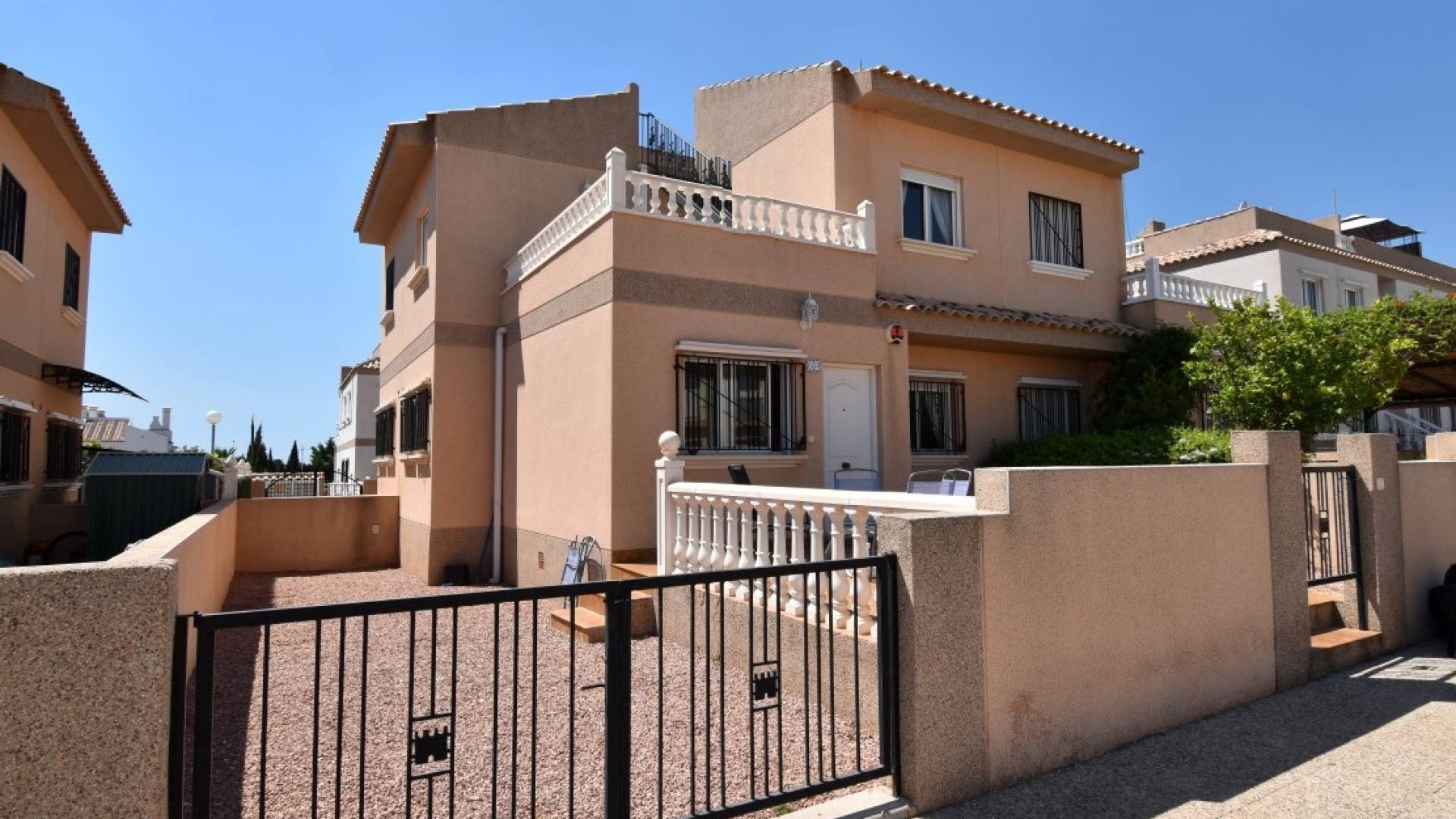 Resale - Villa - Villamartin