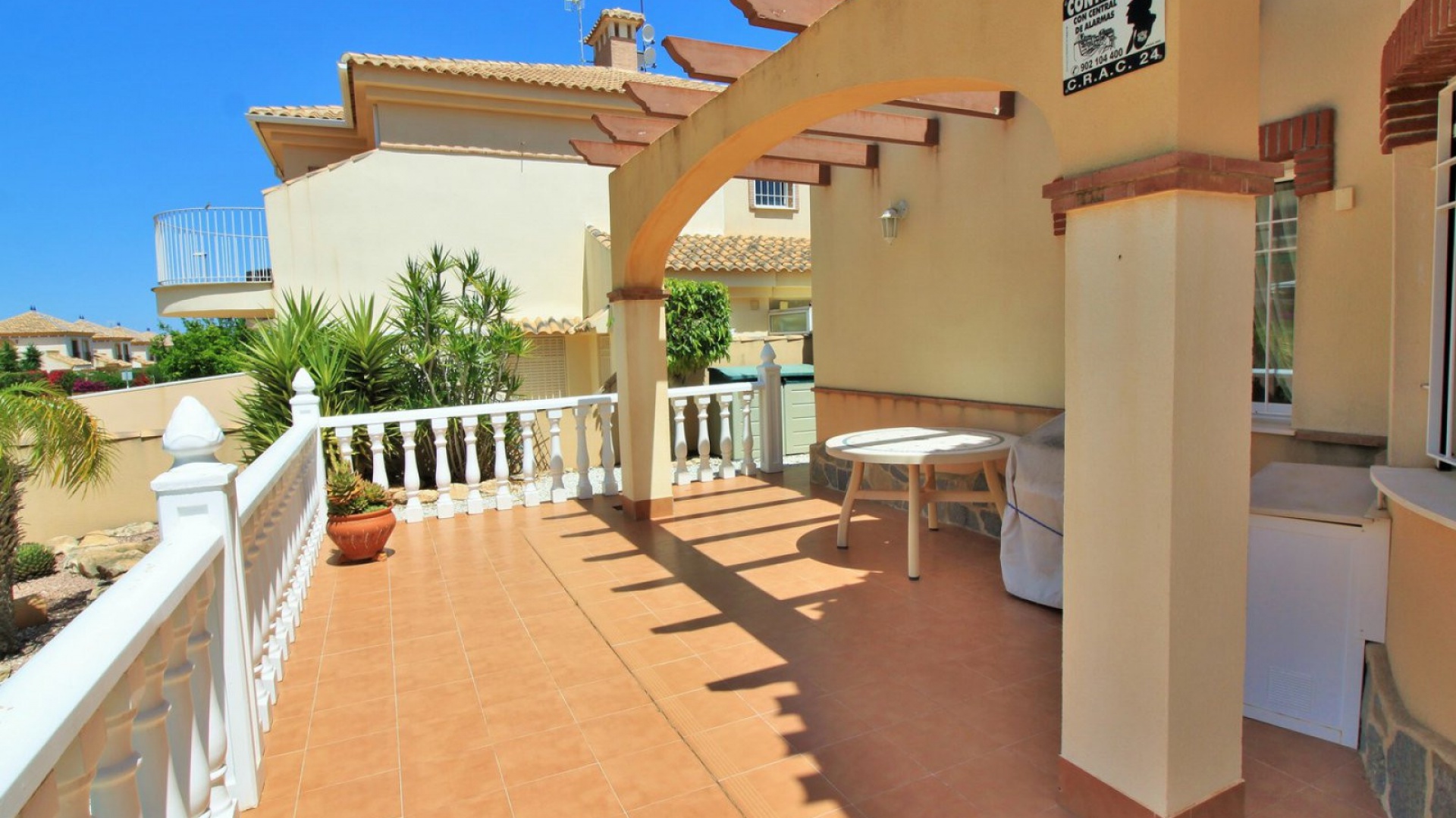 Resale - Villa - Villamartin