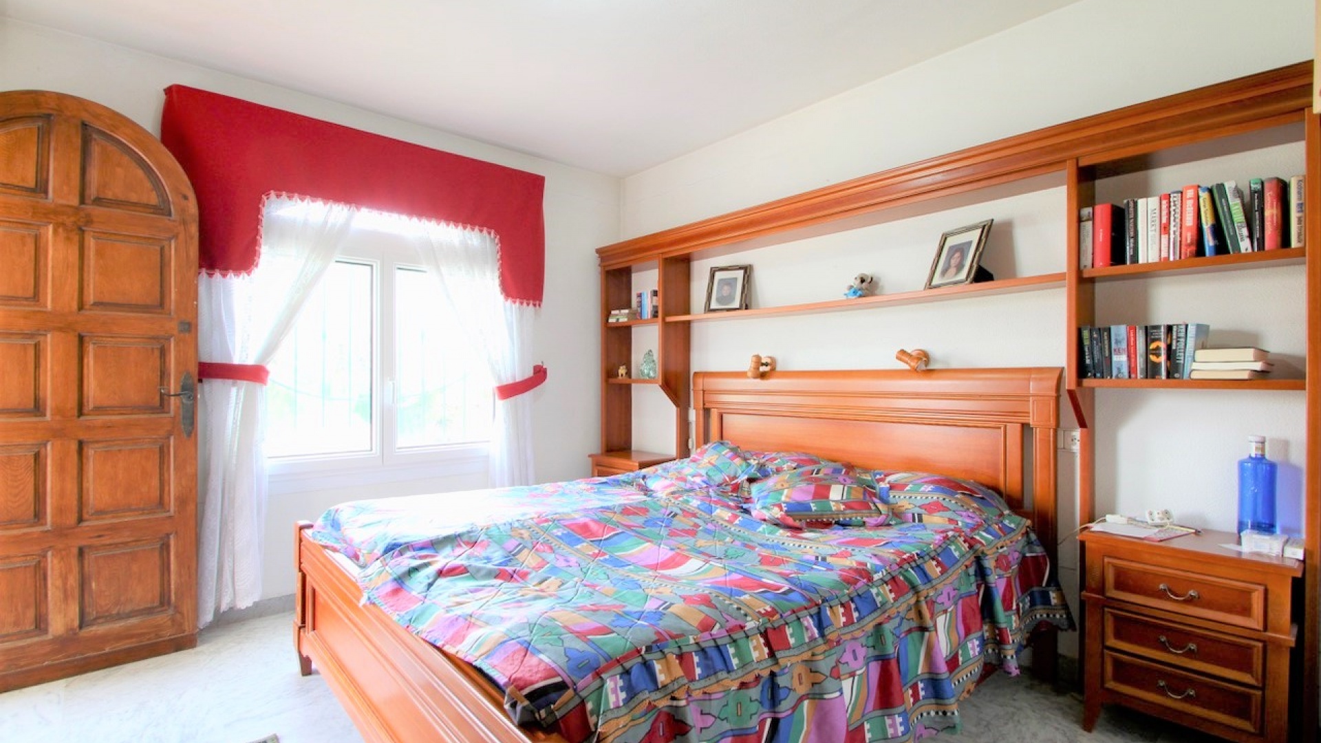 Resale - Villa - Villamartin