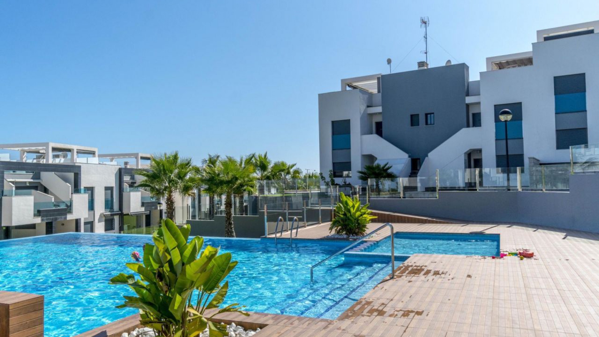 Revente - Appartement - Punta Prima - oasis beach