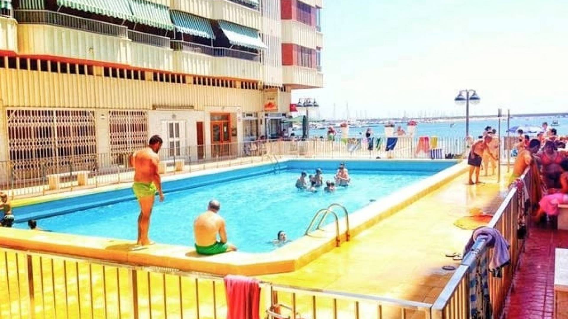 Revente - Appartement - Torrevieja - Beachside Torrevieja