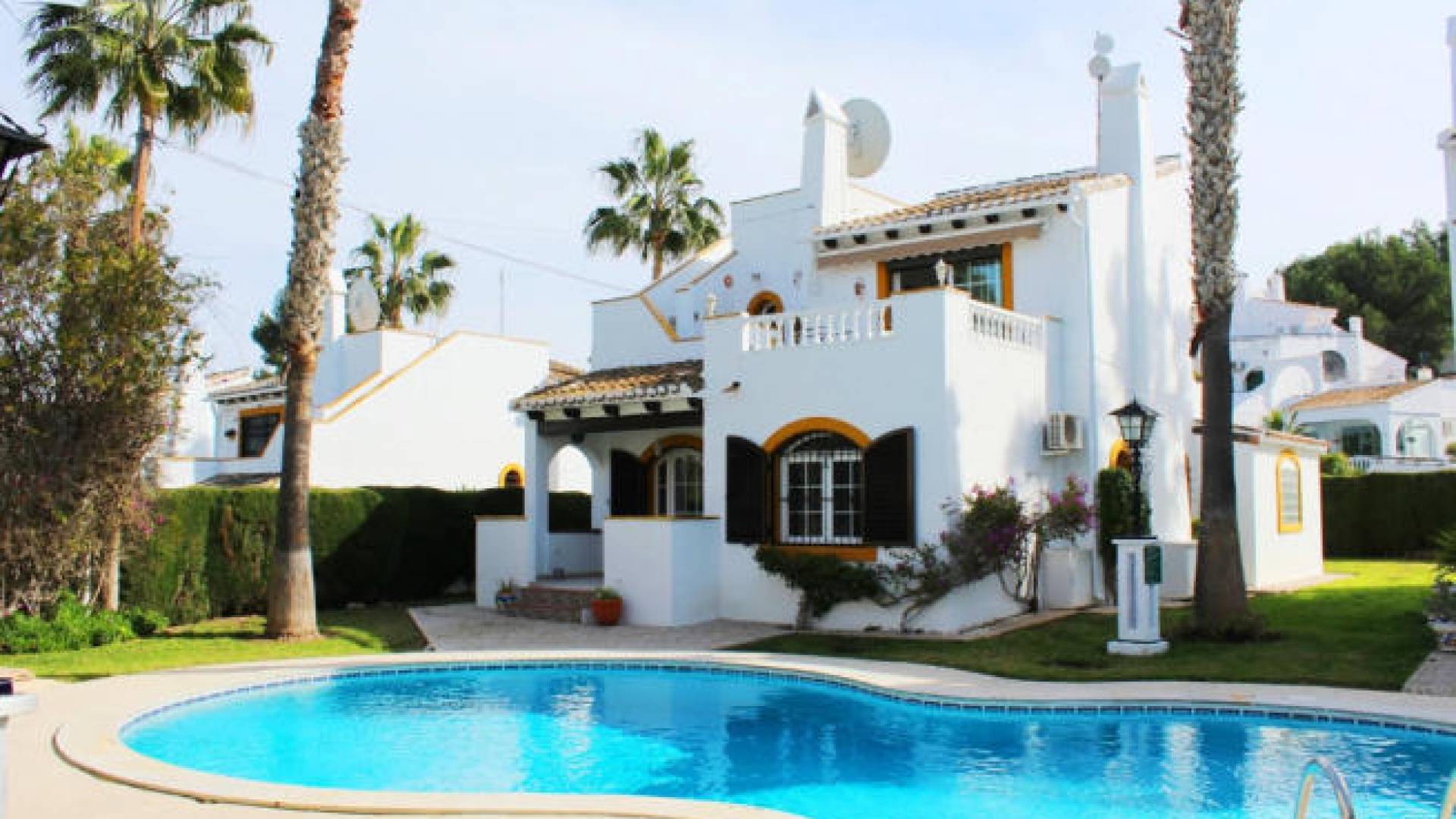 Revente - Villa - Orihuela Costa - Villamartin