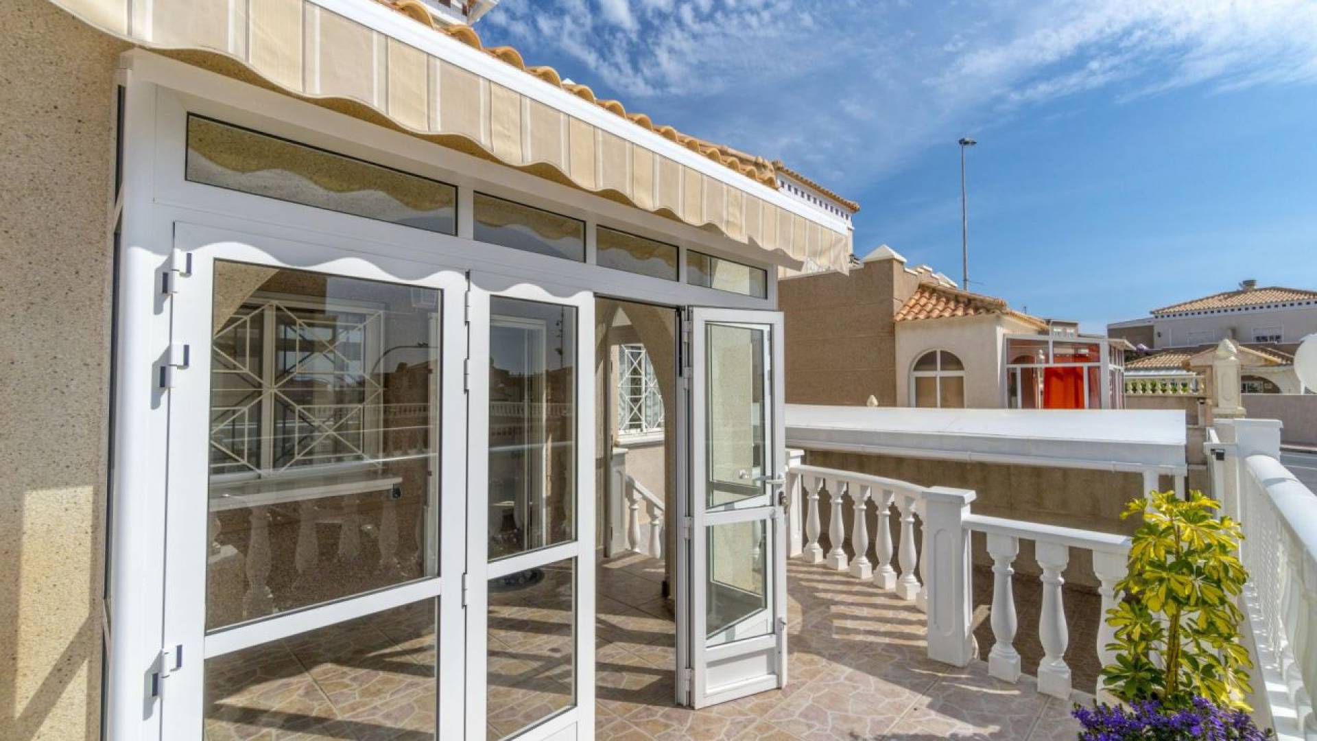 Revente - Villa - Torrevieja - altos de la bahia