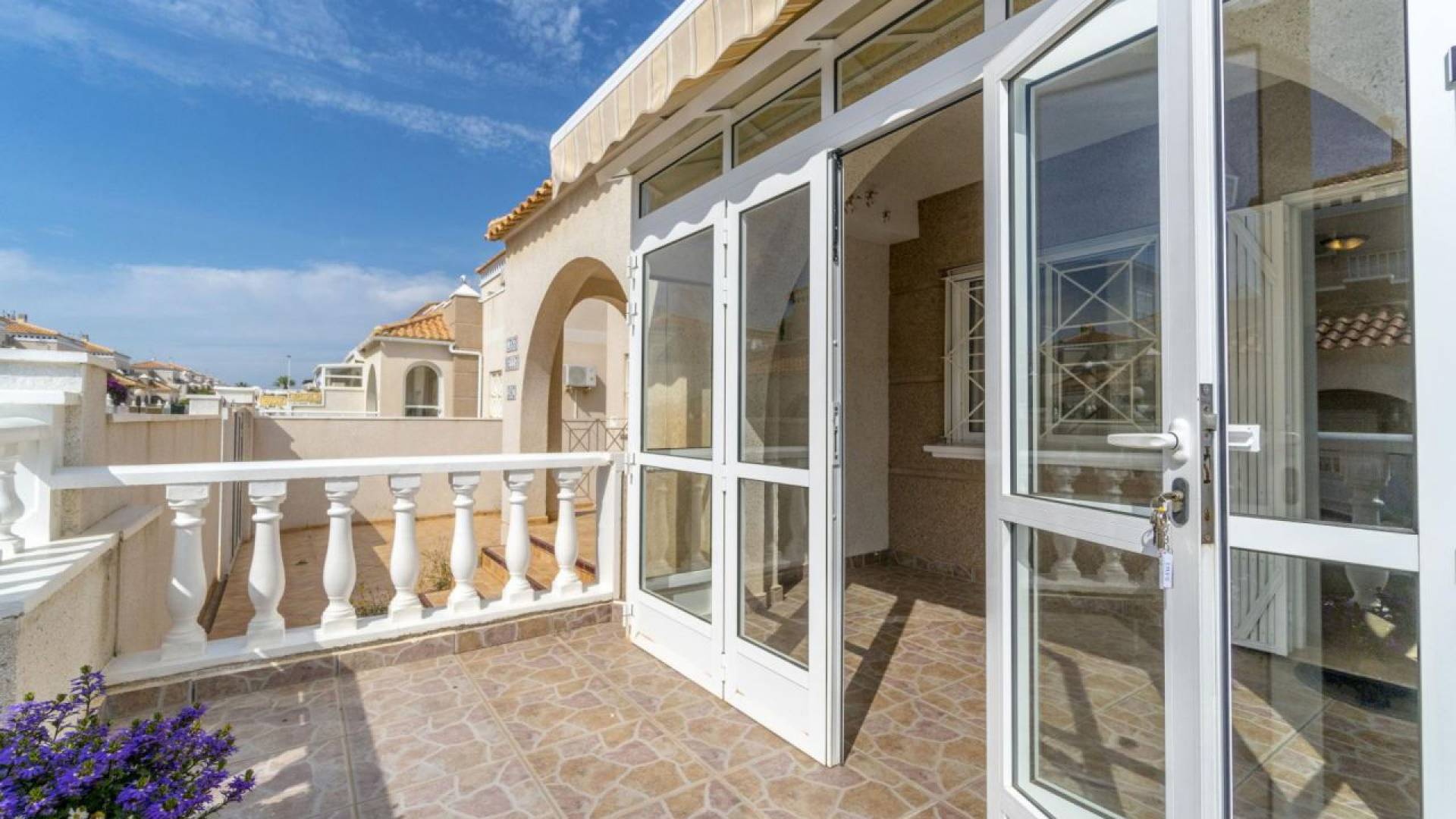 Revente - Villa - Torrevieja - altos de la bahia