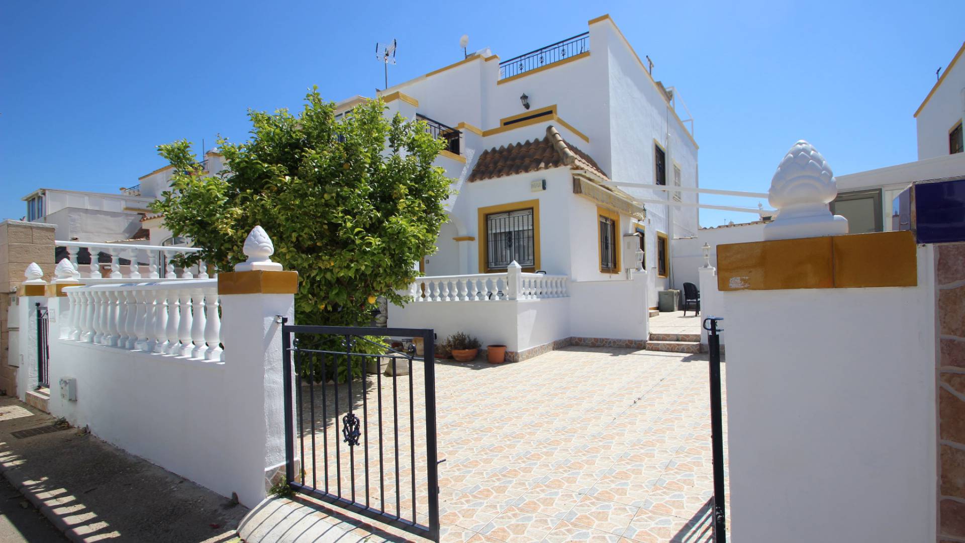 Revente - Villa - Torrevieja - jardin del mar