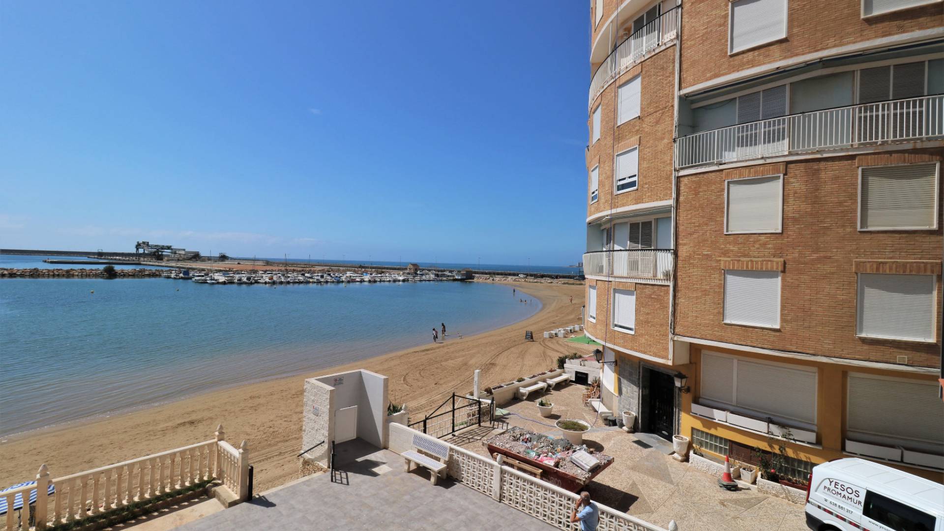 Wederverkoop - Appartement - Torrevieja - 1st line to the sea