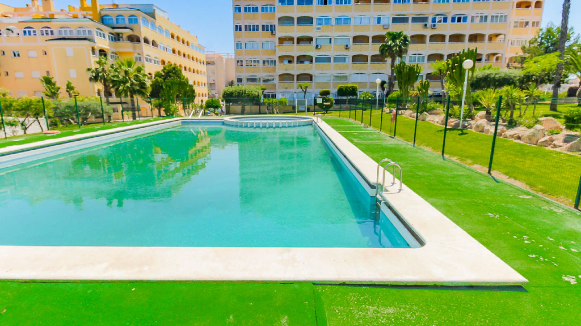 Wederverkoop - Appartement - Torrevieja - Aguas Nuevas