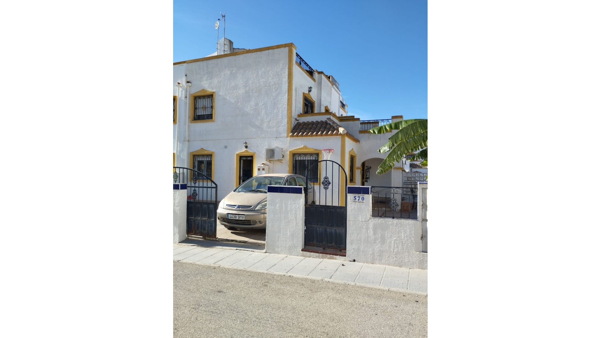 Wederverkoop - Villa - Los Montesinos - entre naranjos