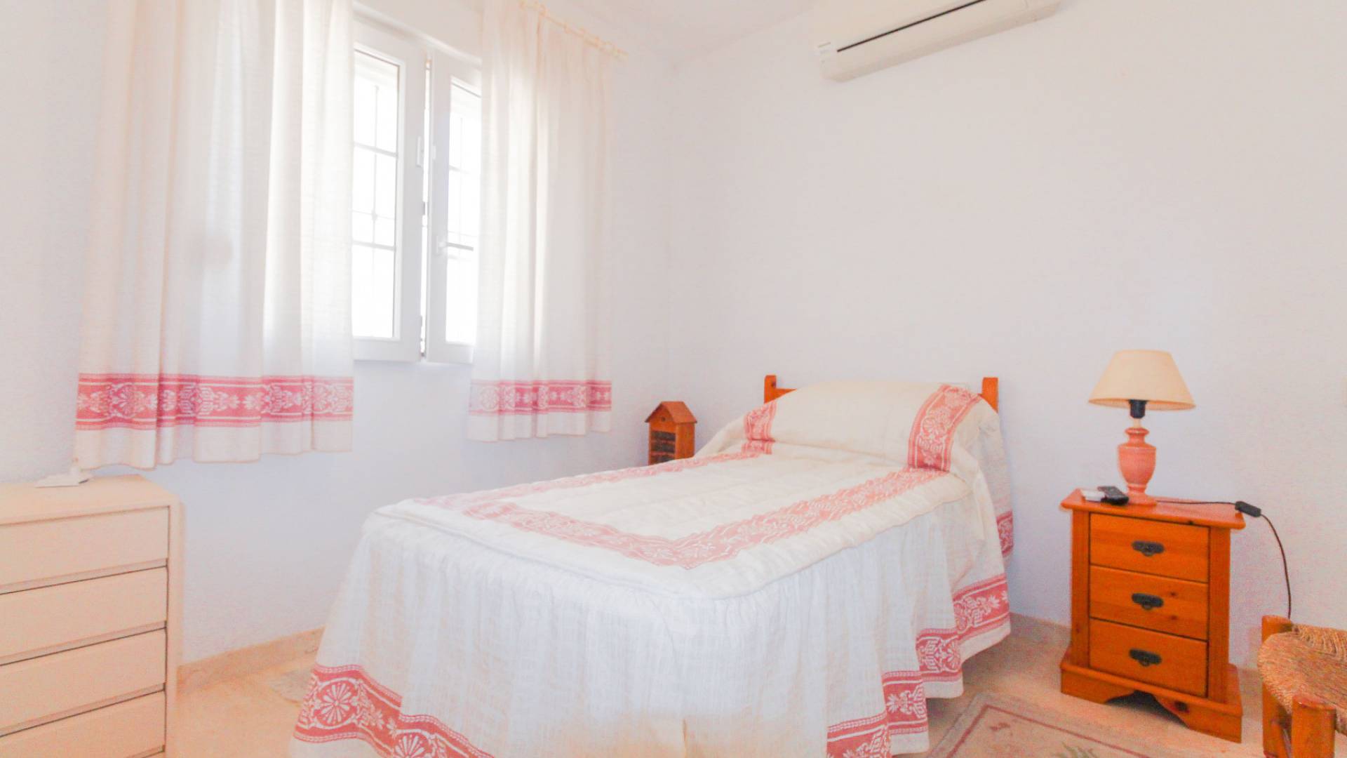 Wederverkoop - Villa - Playa Flamenca - Res. Montilla