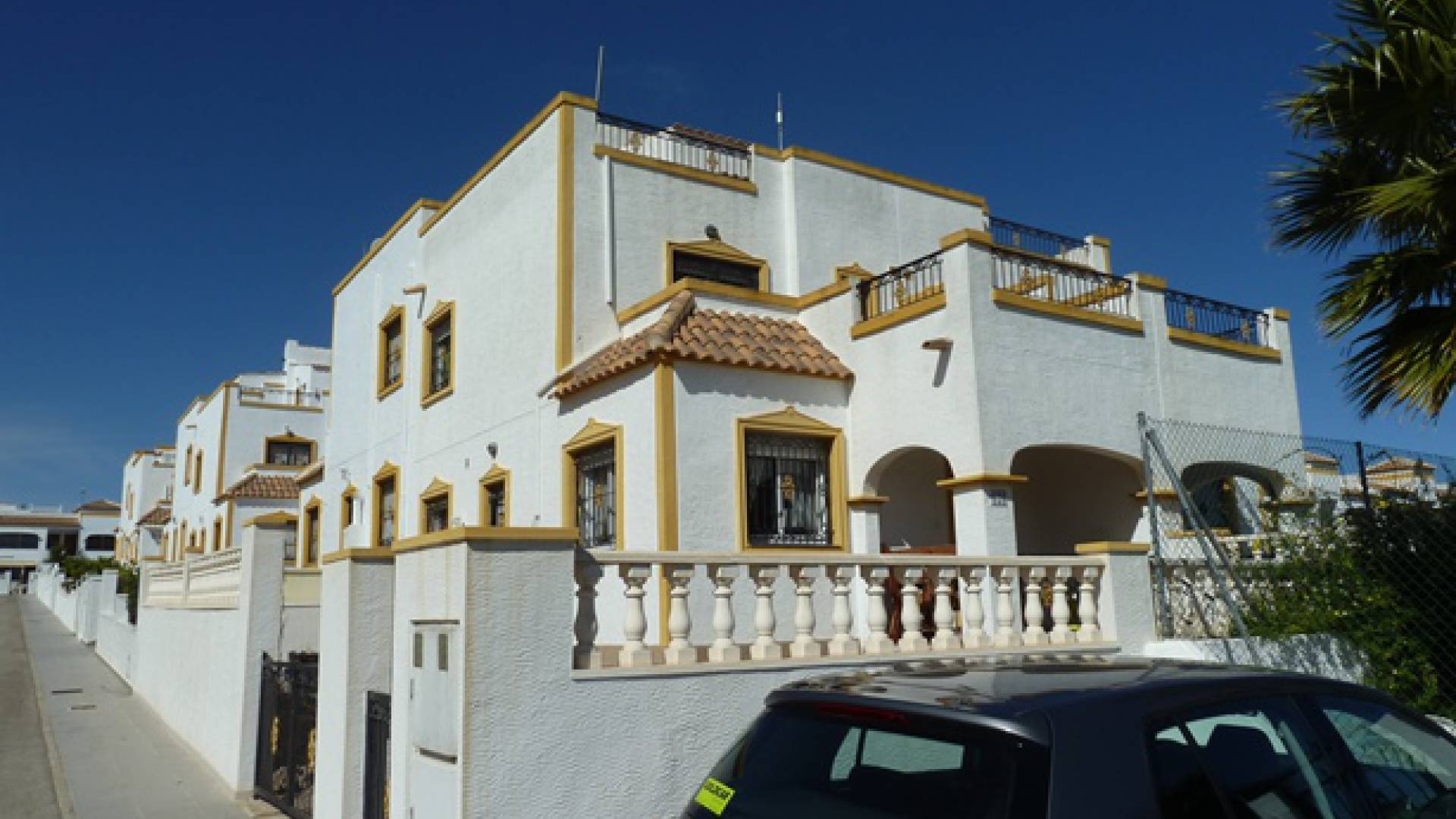 Wiederverkauf - Villa - Los Montesinos - entre naranjos