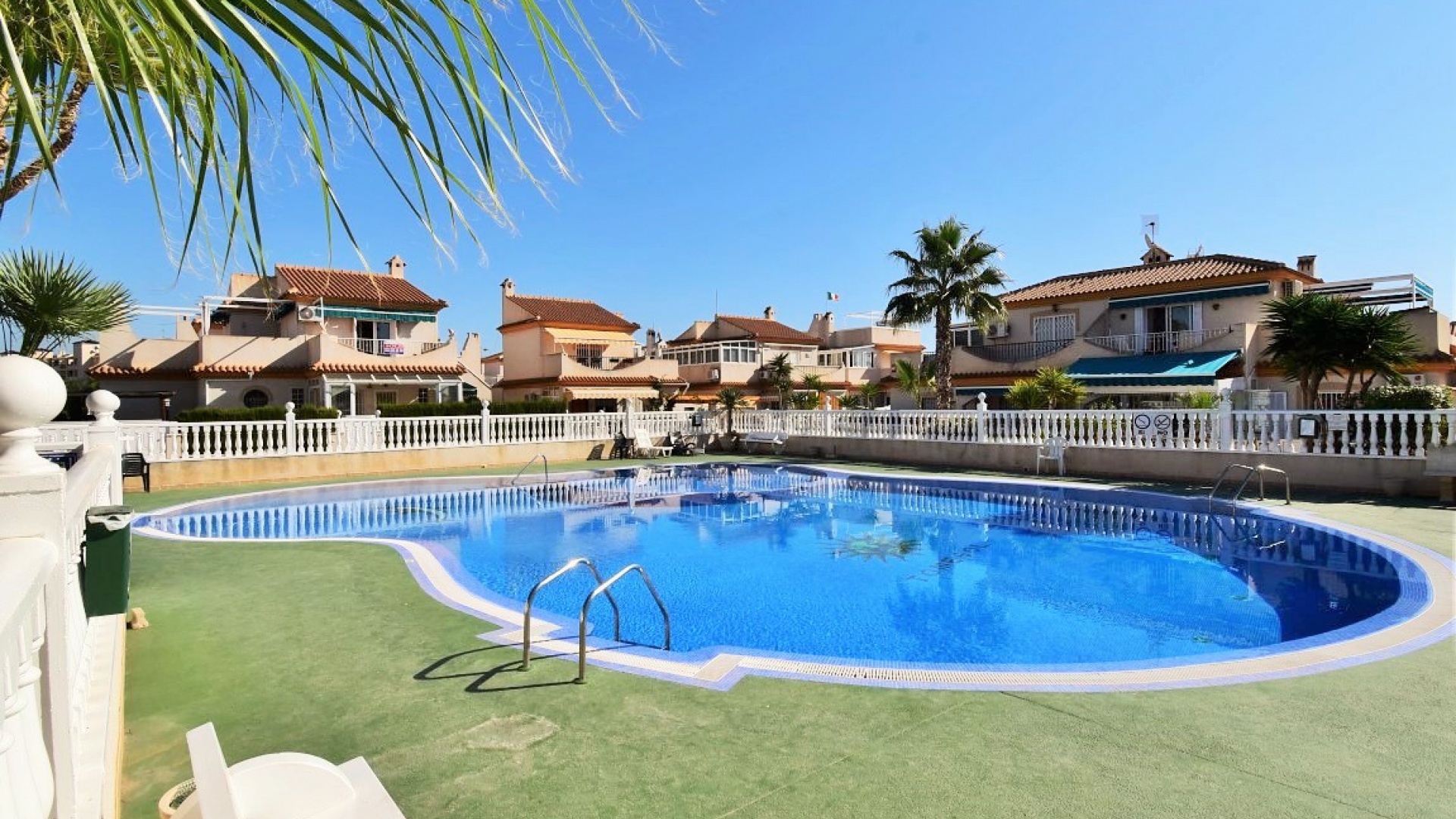 Wiederverkauf - Villa - Orihuela Costa - Playa Flamenca