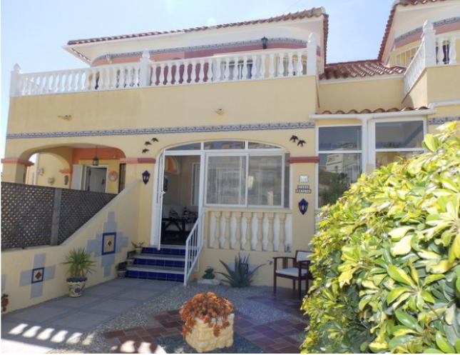 Testimonial - Happy clients purchase completed in Villamartin, Costa Blanca!