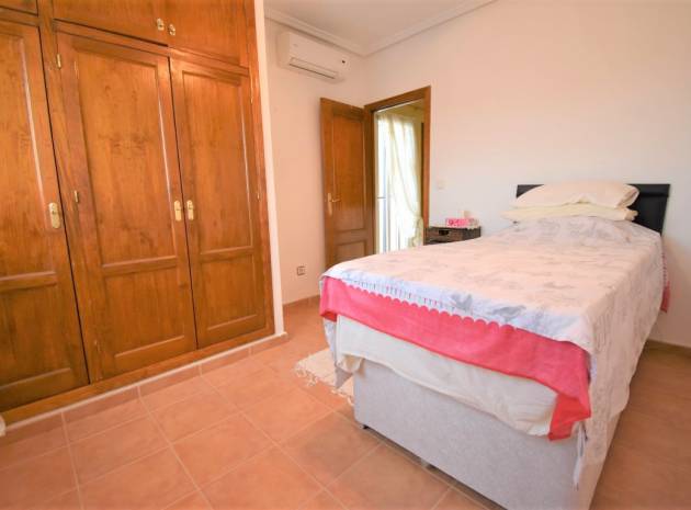 Resale - Villa - Algorfa - montebello