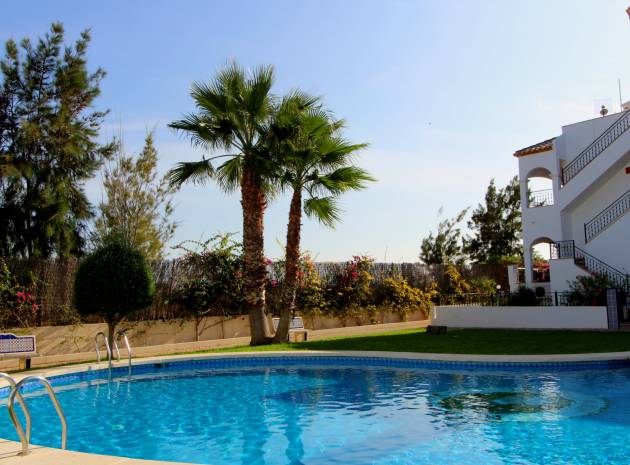 Resale - Apartment - Villamartin