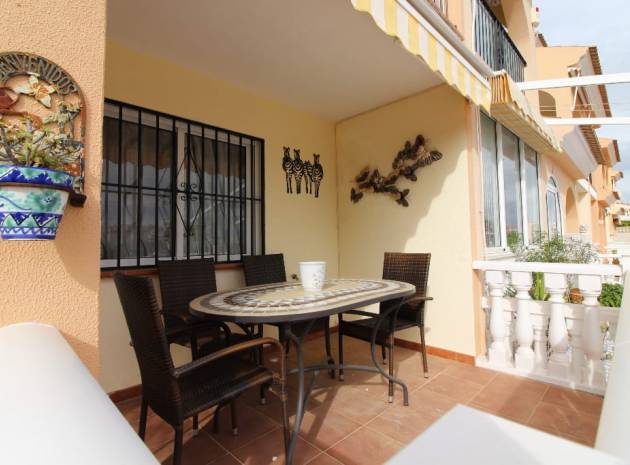 Resale - Townhouse - Playa Flamenca - la laguna