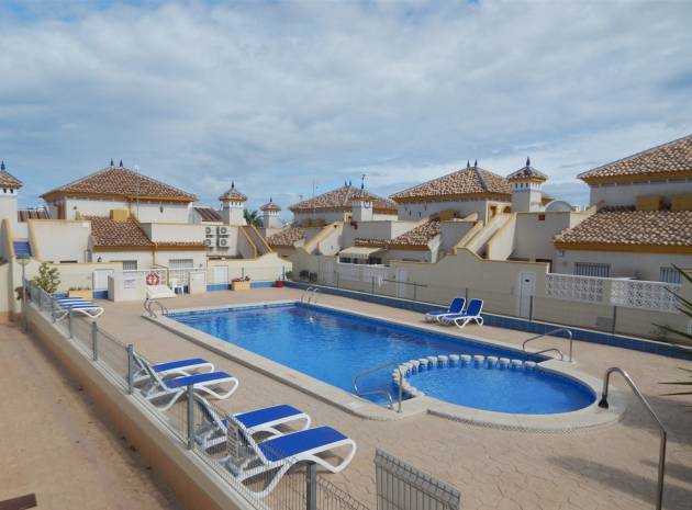 Resale - Townhouse - Villamartin