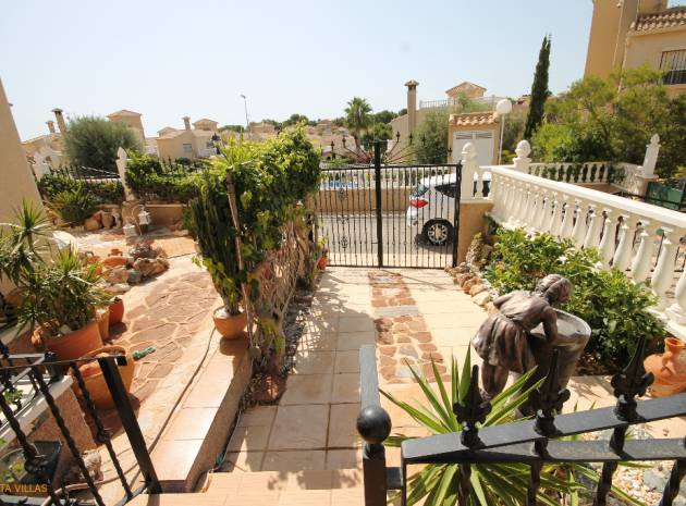 Resale - Villa - Villamartin - El Galan