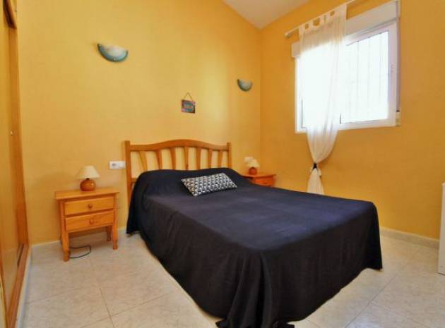 Resale - Apartment - Villamartin - lomas del golf