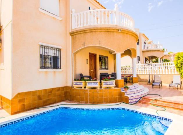 Resale - Villa - Villamartin - El Galan