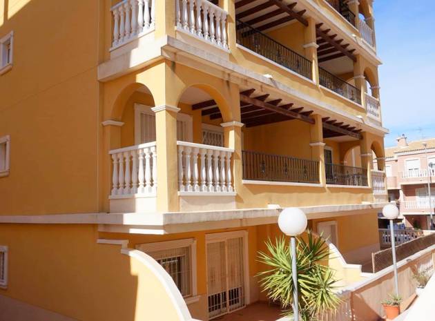 Resale - Apartment - Algorfa - fontana