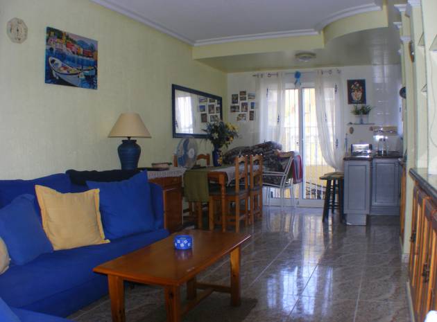 Resale - Townhouse - Villamartin - bosque de las lomas