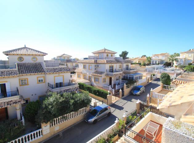 Resale - Villa - Villamartin - pinada golf