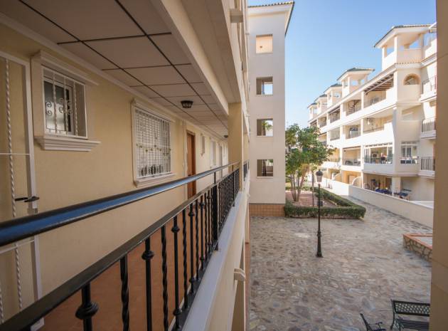 Resale - Apartment - Villamartin - jardin del alba