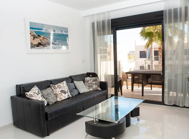 Resale - Apartment - Mil Palmeras - playa elisa bay