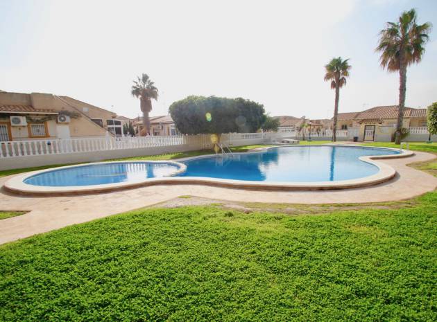 Återförsäljning - Bungalow - Cabo Roig - san jose