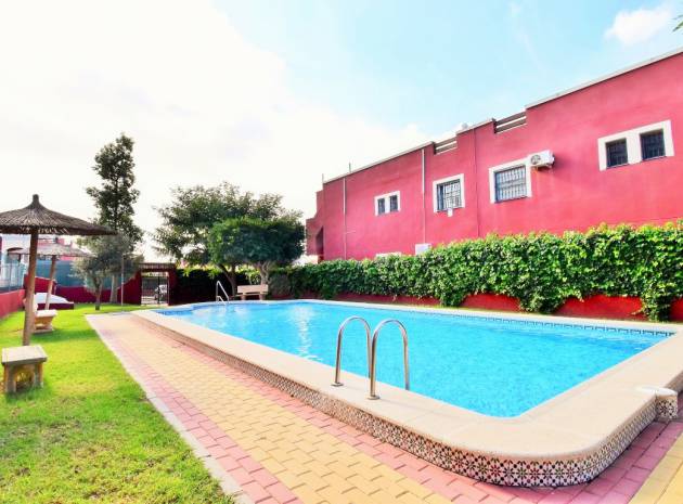 Resale - Apartment - Los Altos