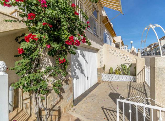 Resale - Villa - Playa Flamenca - iria