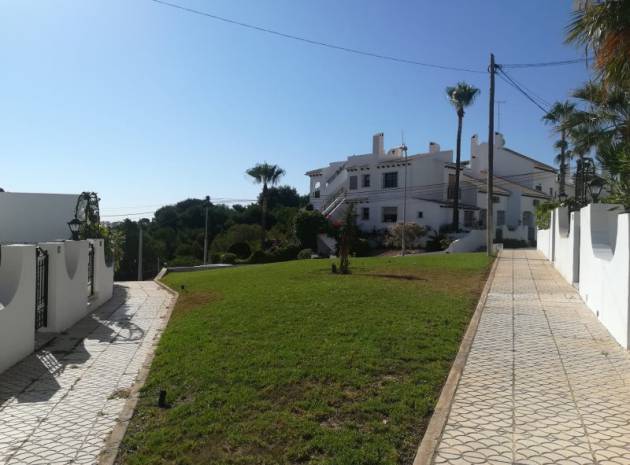 Resale - Townhouse - Villamartin - verdemar