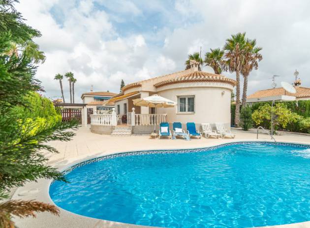 Wederverkoop - Villa - Playa Flamenca - urb las acacias