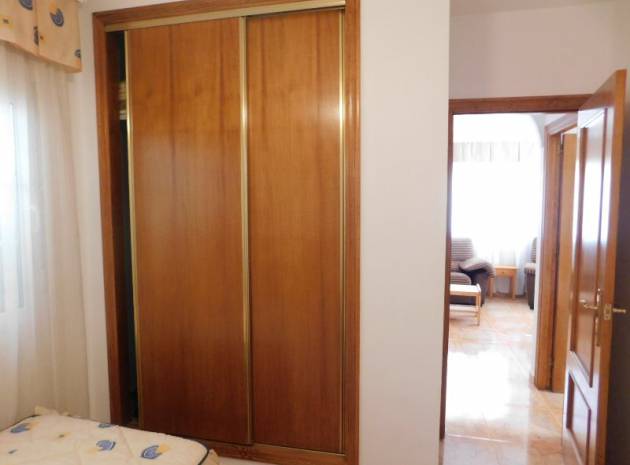 Resale - Apartment - Villamartin