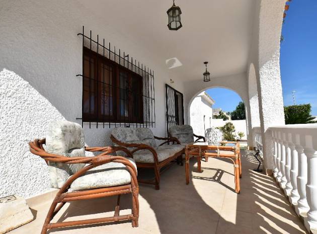 Resale - Villa - Playa Flamenca