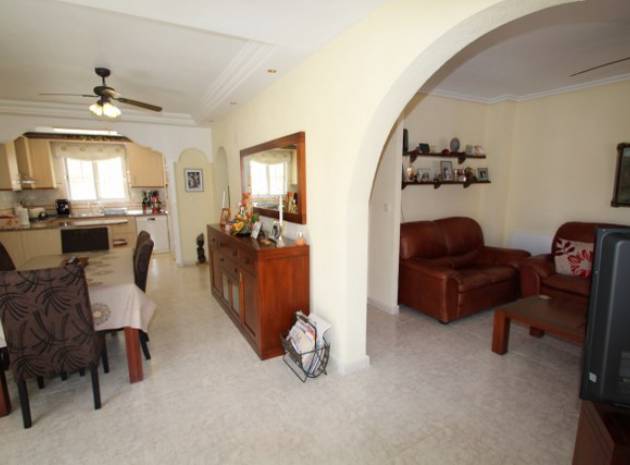 Resale - Villa - Villamartin - El Galan