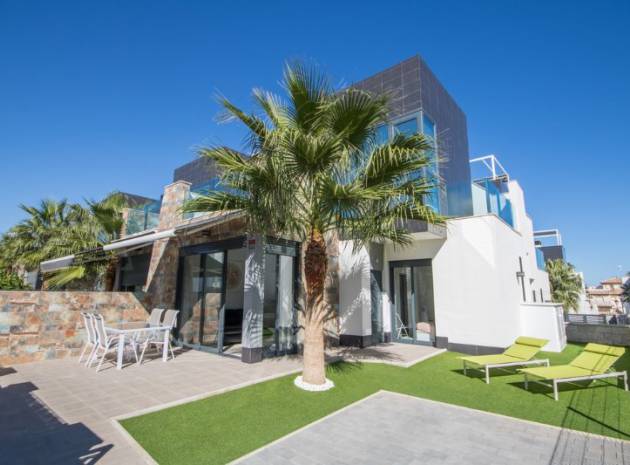 Återförsäljning - Villa - Cabo Roig - Lomas de Cabo Roig