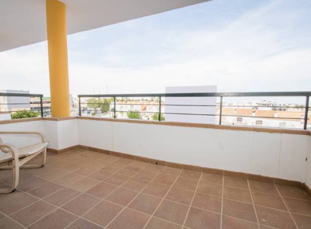 Resale - Apartment - Campoamor - Res. Los Almendros