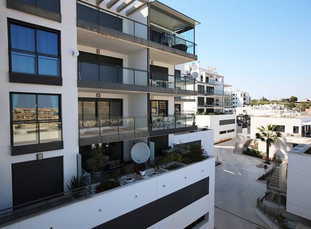 Resale - Apartment - Campoamor - lomas de campoamor