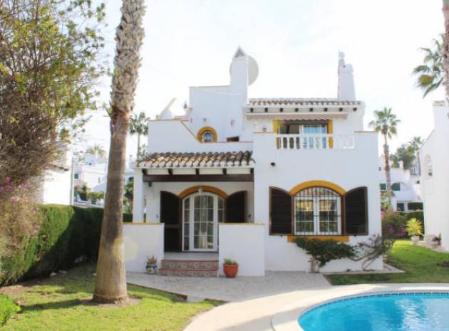 Resale - Villa - Orihuela Costa - Villamartin