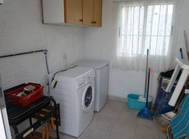 Resale - Villa - Torrevieja - san luis