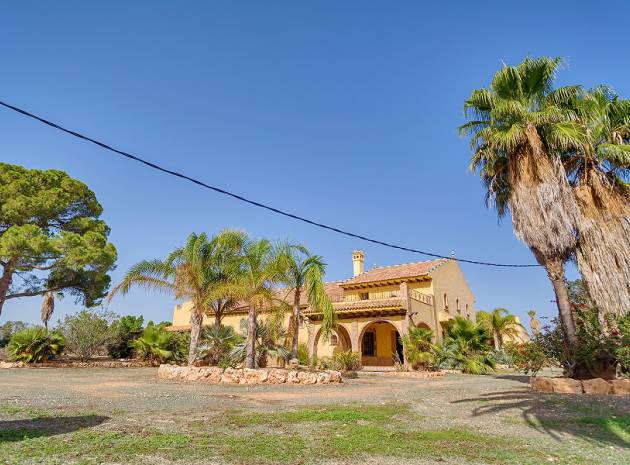Wederverkoop - Country Property - tres molinos