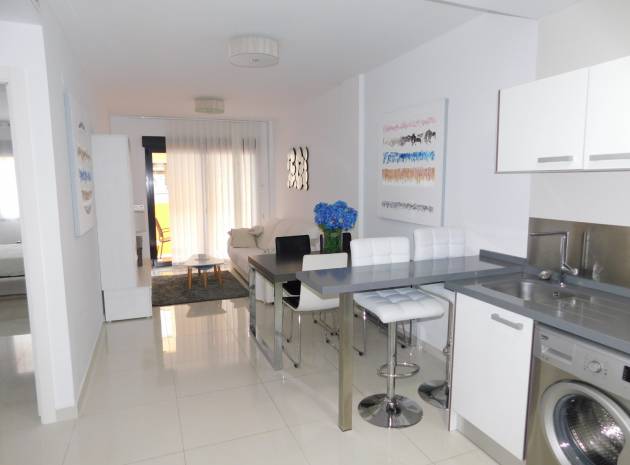 Resale - Apartment - Torrevieja - Beachside Torrevieja