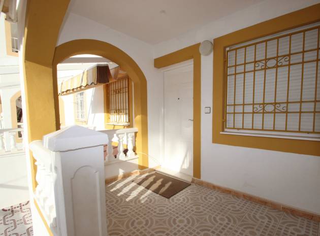 Resale - Apartment - Torrevieja - altos del limonar