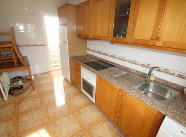 Resale - Apartment - Villamartin