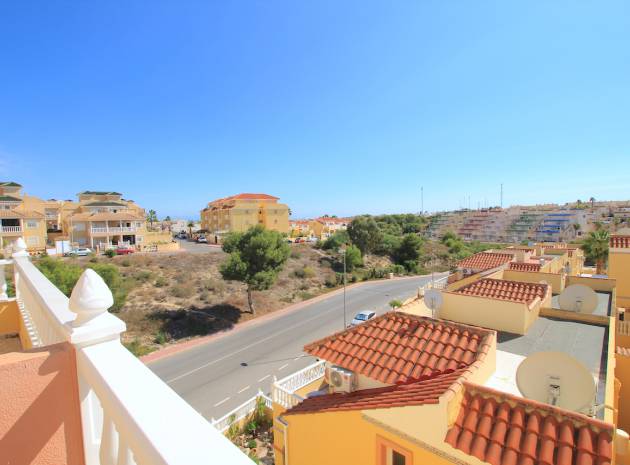 Resale - Townhouse - Villamartin - bosque de las lomas