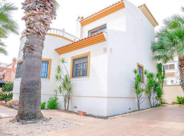 Återförsäljning - Villa - Playa Flamenca - La Rueda