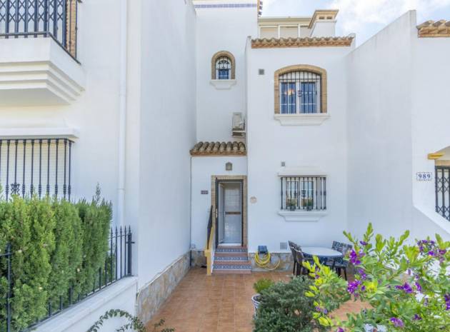 Resale - Townhouse - Villamartin - Los Dolses